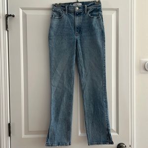 Abercrombie & Fitch the 90s ultra high rise split bottom Jean size 25 short